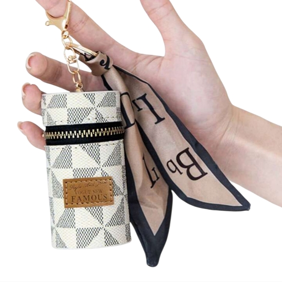 GEOMETRIC ZIPPER BAG CHARM KEY RING CYLINDER POUCH WITH TWILLY - Picture 1 of 2
